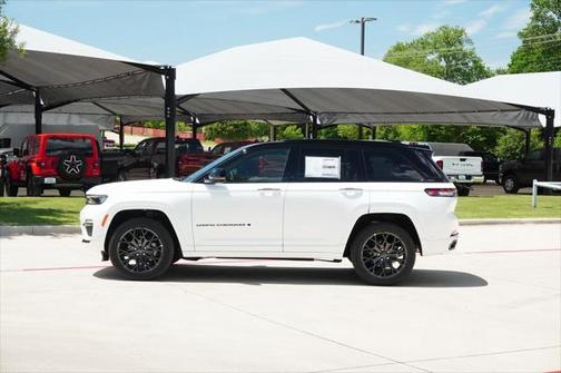 2025 Jeep Grand Cherokee Summit