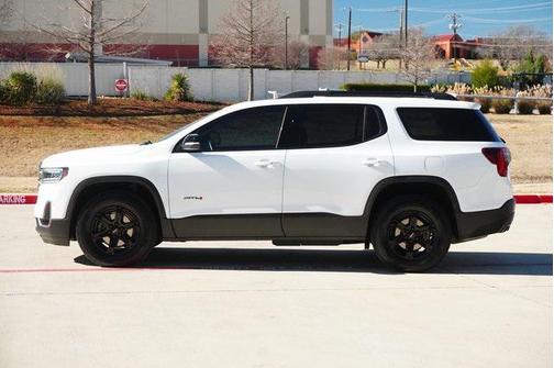 2023 GMC Acadia AWD AT4