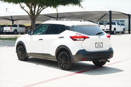 2019 Nissan Kicks S