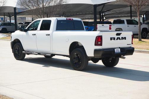 2026 RAM 2500 Tradesman Crew Cab 4x4 8' Box