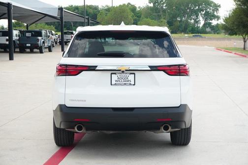 2023 Chevrolet Traverse LS
