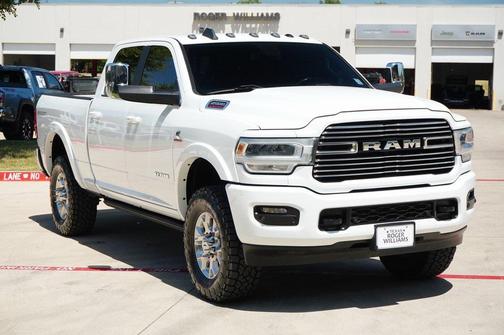 2021 RAM 2500 Laramie Crew Cab 4x4 6'4' Box