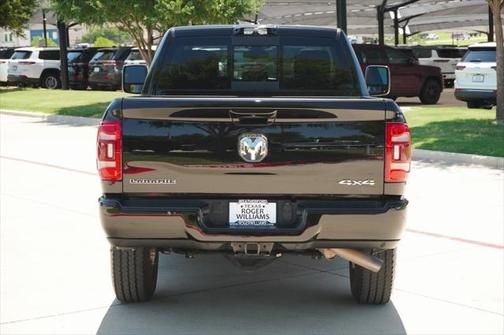 2024 RAM 2500 Laramie Crew Cab 4x4 6'4' Box