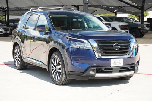 2022 Nissan Pathfinder Platinum 2WD