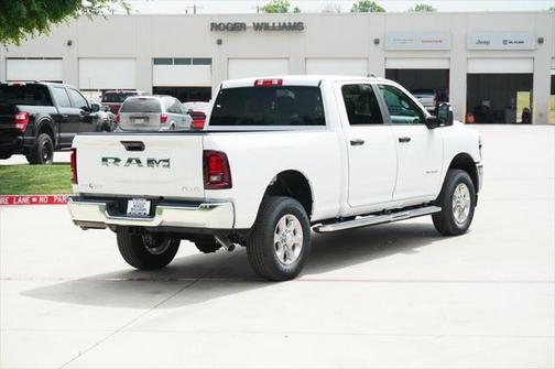2025 RAM 2500 Lone Star Crew Cab 4x4 6'4' Box