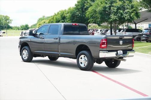 2024 RAM 3500 Tradesman Crew Cab 4x4 8' Box