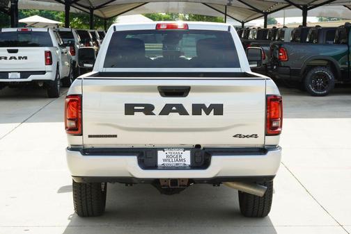 Silver Zynith 2026 RAM 2500 Big Horn Crew Cab 4x4 6'4' Box