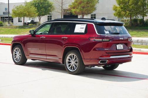 2025 Jeep Grand Cherokee L Summit
