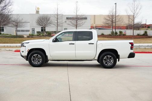 2022 Nissan Frontier S