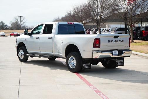 2026 RAM 3500 Tradesman Crew Cab 4x4 8' Box