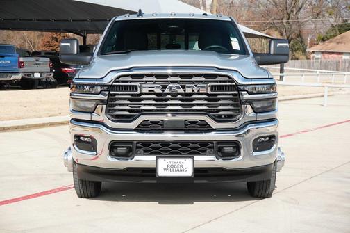 2026 RAM 3500 Tradesman Crew Cab 4x4 8' Box