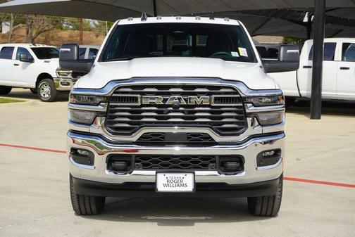 2026 RAM 2500 Tradesman Crew Cab 4x4 6'4' Box