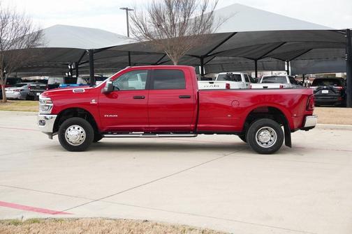 2026 RAM 3500 Lone Star Crew Cab 4x4 8' Box
