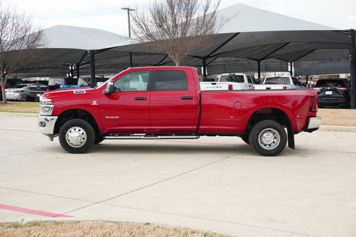 2026 RAM 3500 Lone Star Crew Cab 4x4 8' Box