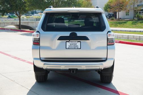 2022 Toyota 4Runner TRD Off Road