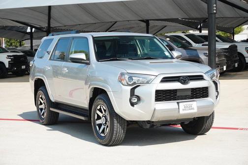 2022 Toyota 4Runner TRD Off Road