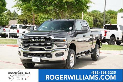 2025 RAM 2500 Tradesman Crew Cab 4x4 6'4' Box