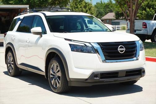 2024 Nissan Pathfinder SV FWD