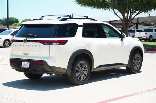 2024 Nissan Pathfinder SV FWD