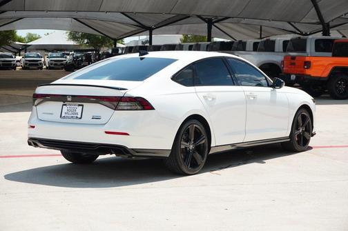 2023 Honda Accord Hybrid Base