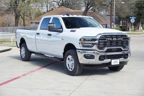 2026 RAM 2500 Tradesman Crew Cab 4x4 8' Box