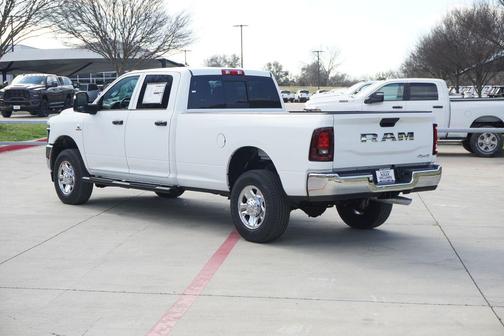2026 RAM 2500 Tradesman Crew Cab 4x4 8' Box