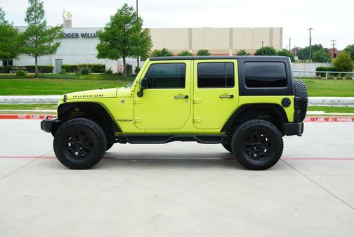 Hypergreen Clearcoat 2016 Jeep Wrangler Unlimited Rubicon