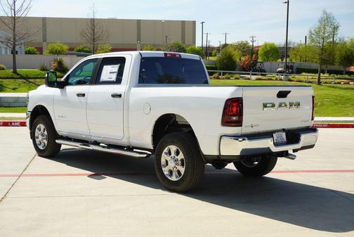 2026 RAM 2500 Lone Star Crew Cab 4x4 6'4' Box