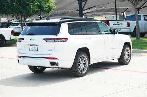 2025 Jeep Grand Cherokee L Summit