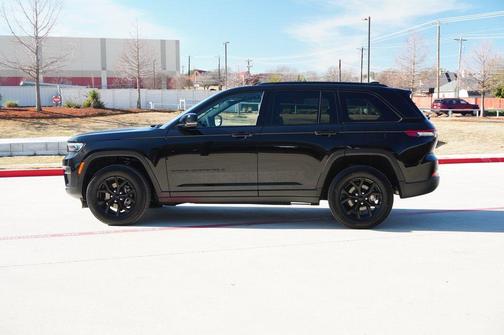 2024 Jeep Grand Cherokee Altitude