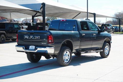 2026 RAM 2500 Tradesman Crew Cab 4x4 6'4' Box