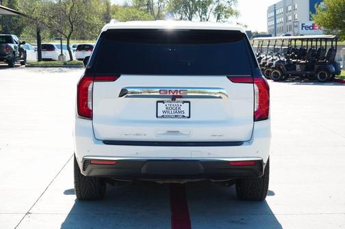 2021 GMC Yukon SLT
