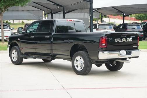 2025 RAM 2500 Tradesman Crew Cab 4x4 8' Box