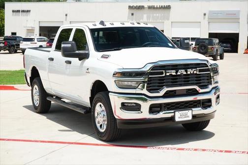 2025 RAM 2500 Tradesman Crew Cab 4x4 6'4' Box