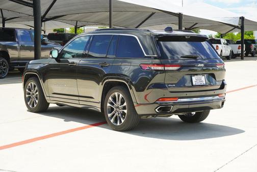 Rocky Mountain Pearlcoat 2024 Jeep Grand Cherokee Overland