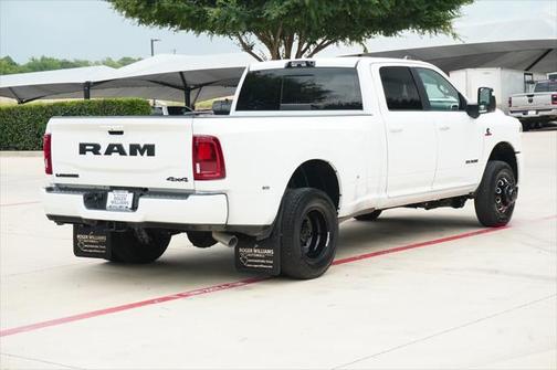 2025 RAM 3500 Laramie Crew Cab 4x4 8' Box