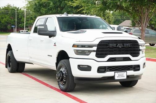 2025 RAM 3500 Laramie Crew Cab 4x4 8' Box