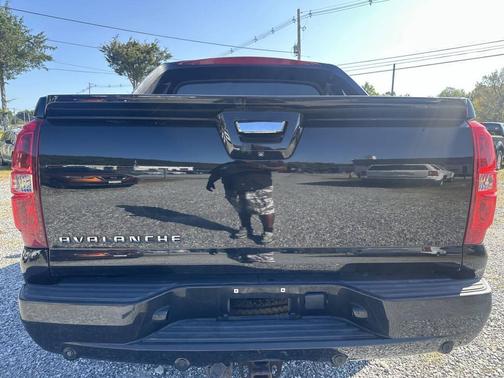 2013 Chevrolet Avalanche LTZ