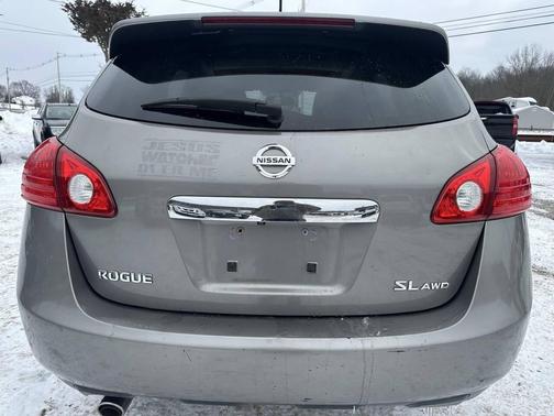 2011 Nissan Rogue SV