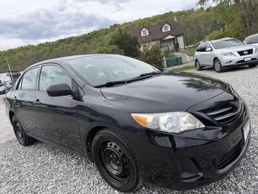 Black Sand Pearl 2013 Toyota Corolla LE