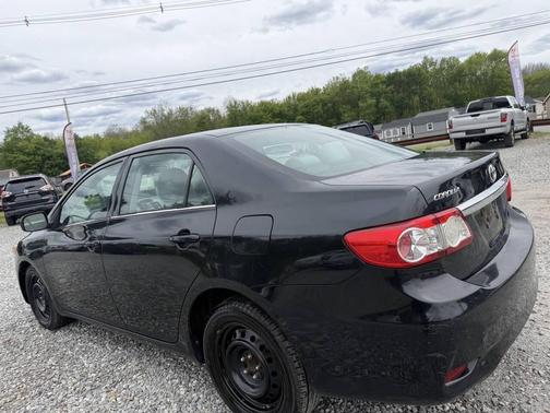 Black Sand Pearl 2013 Toyota Corolla LE