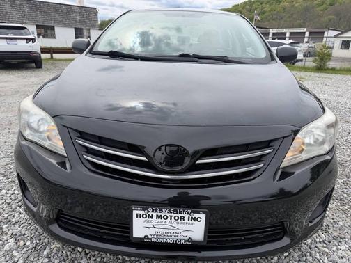 Black Sand Pearl 2013 Toyota Corolla LE