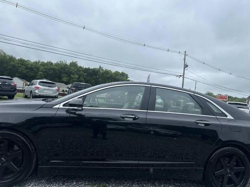 2017 Lincoln MKZ Base