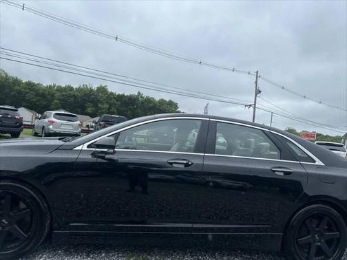 2017 Lincoln MKZ Base