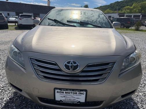 Tan 2007 Toyota Camry Hybrid SE