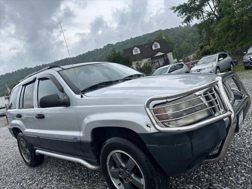 2004 Jeep Grand Cherokee Laredo