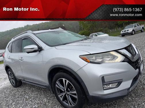 Brilliant Silver 2017 Nissan Rogue SL