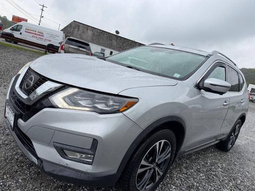Brilliant Silver 2017 Nissan Rogue SL