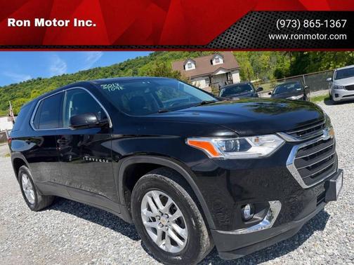 Mosaic Black Metallic 2018 Chevrolet Traverse LS