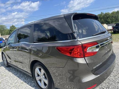 2020 Honda Odyssey EX L w/Navi w/RES 4dr Mini Van and RES